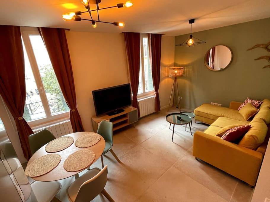 Appartement Neuf Au Coeur De Toulon Exteriör bild
